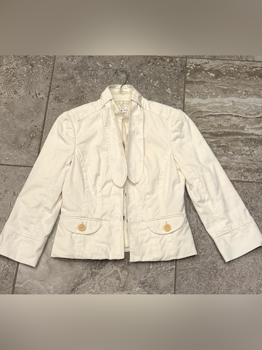 Trina Turk White Structured Jacket Size 4- 3/4 Sleeve with Draped Collar